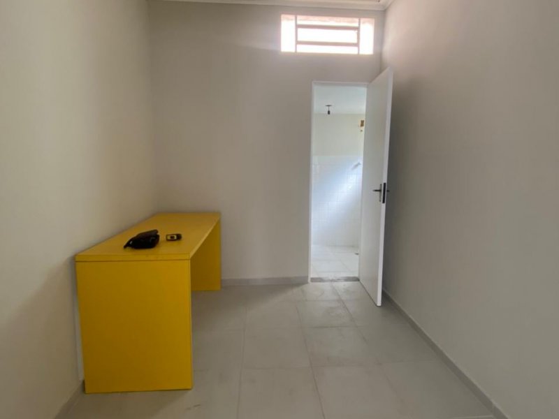 Casa para alugar Centro com 100m² e 2 quartos por R$ 1.250 - 1977657334-d6113f54-9f13-413a-92d3-e85e72881c7e.jpeg