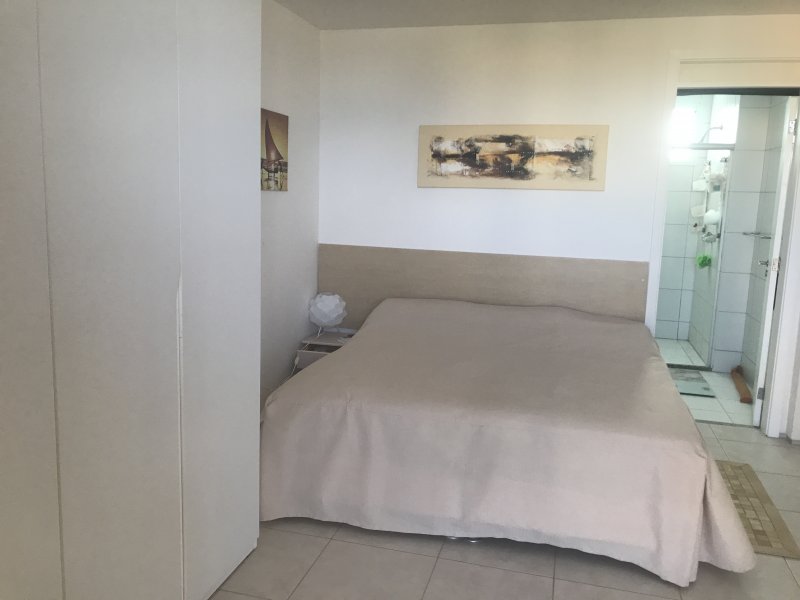 Apartamento à venda Porto das Dunas com 125m² e 2 quartos por R$ 900.000 - 230952-image.jpg