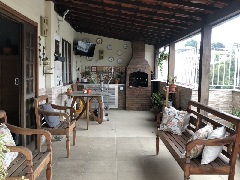 Cobertura à venda Freguesia (Jacarepaguá) com 174m² e 4 quartos por R$ 780.000 - 2100355149-4662d92d-03a4-4da5-9270-732d1c59a884.jpeg
