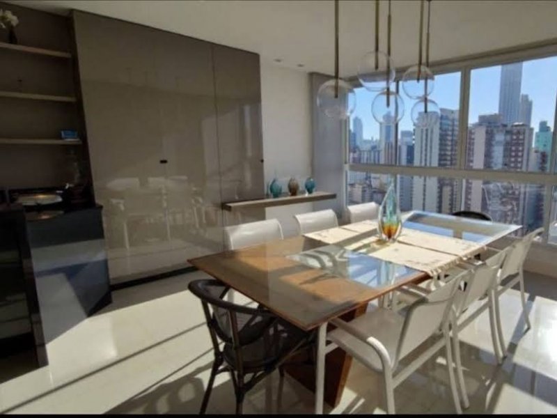 imóvel com 166m² - Centro - Balneário Camboriú