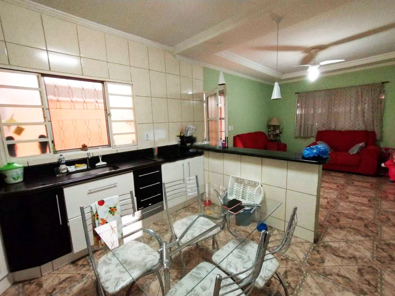 Casa à venda Chácara Lago com 187m² e 2 quartos por R$ 570.000 - 208293993-6.png