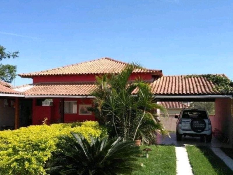 imóvel com 325m² - Outeiro  - Araruama