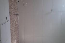 Chácara à venda Centro com 2502m² - 2 dormitórios -  vagas - R$ 470.000 - 786151922-visao-parcial-do-banheiro2.jpg