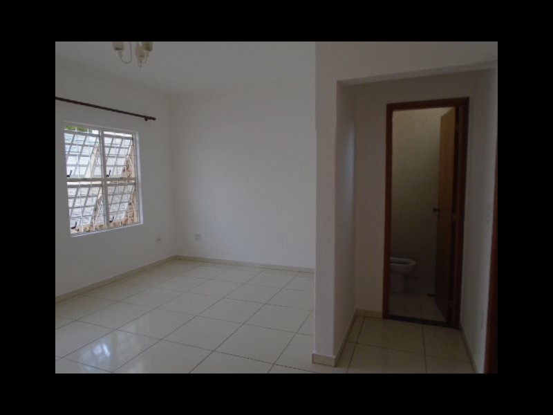 Casa à venda Vila Yamada com 160m² e 3 quartos por R$ 395.000 - 1857748485-8c2d76f1-eed3-46ba-88a0-5d07727164ba.jpeg
