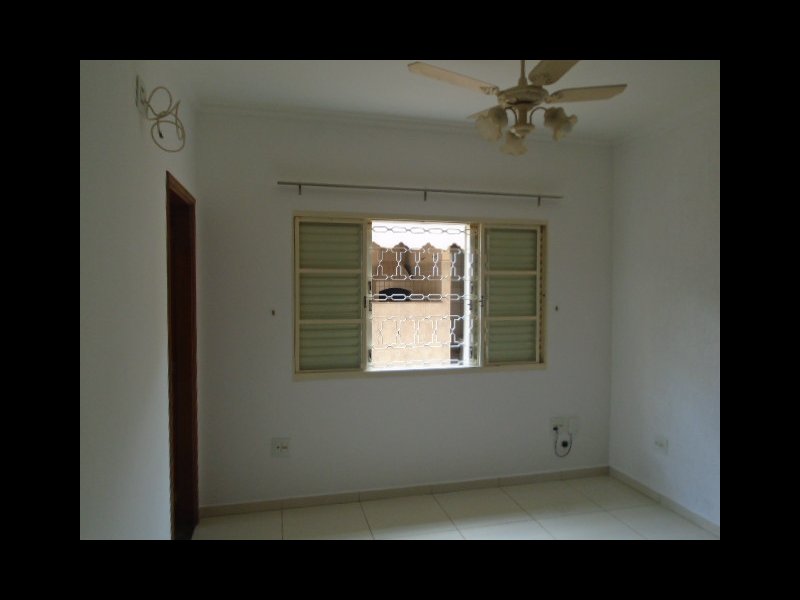 Casa à venda Vila Yamada com 160m² e 3 quartos por R$ 395.000 - 718207399-23d6c53d-cfec-4e75-8977-4d806ffed35d.jpeg