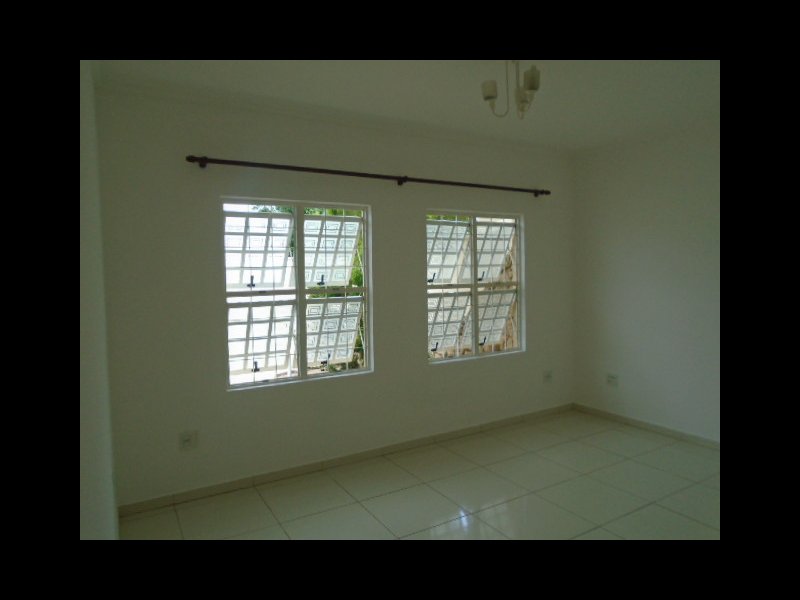 Casa à venda Vila Yamada com 160m² e 3 quartos por R$ 395.000 - 768955568-678afcd2-8ffd-4e56-aa0e-e53d05179327.jpeg