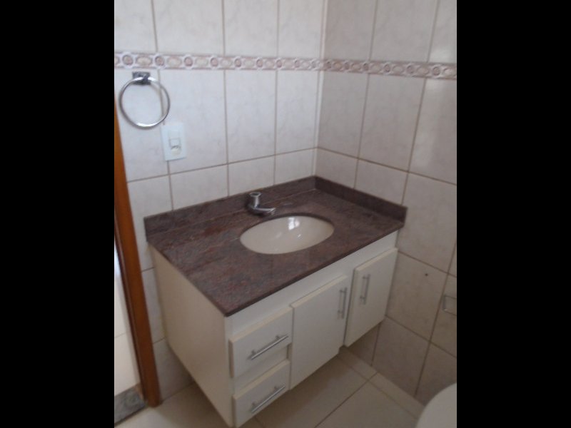 Casa à venda Vila Yamada com 160m² e 3 quartos por R$ 395.000 - 860772035-b81a1a3b-ad4c-4756-81ff-a74987e83d89.jpeg