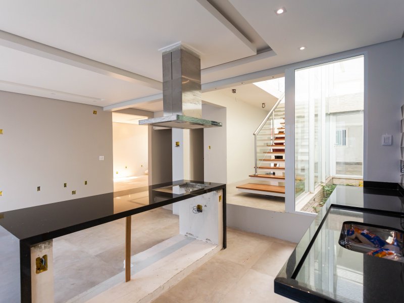 Casa à venda Vila Guedes com 246m² e 3 quartos por R$ 940.000 - 688205078-115.jpg