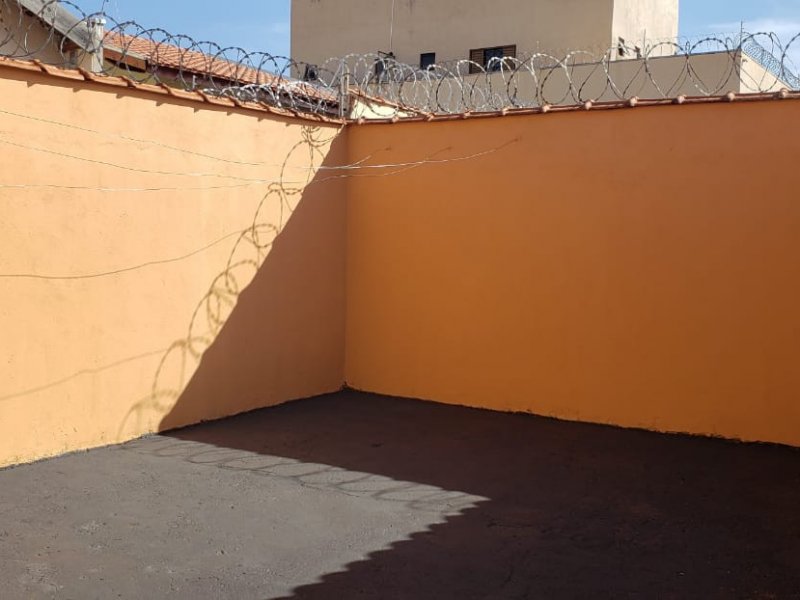 Casa à venda Parque das Oliveiras com 60m² e 2 quartos por R$ 215.000 - 426114750-whatsapp-image-2020-10-06-at-14.jpeg