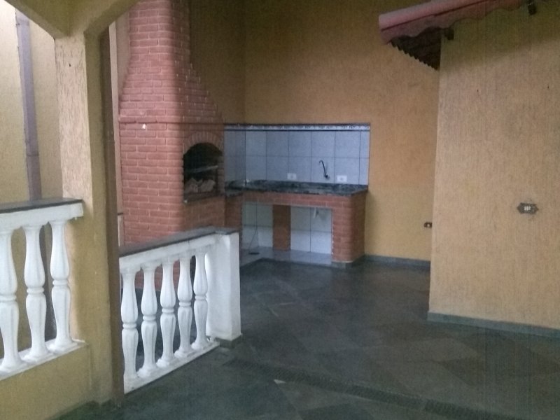 Casa à venda Jardim Ângela Maria com 220m² e 3 quartos por R$ 450.000 - 209345215-img-20210831-180137887.jpg