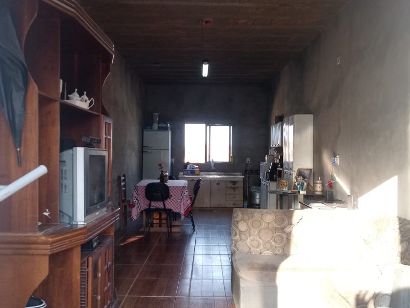 Casa à venda Jardim Parati com 80m² e 2 quartos por R$ 190.000 - 1774451548-img-20210831-wa0022.jpg