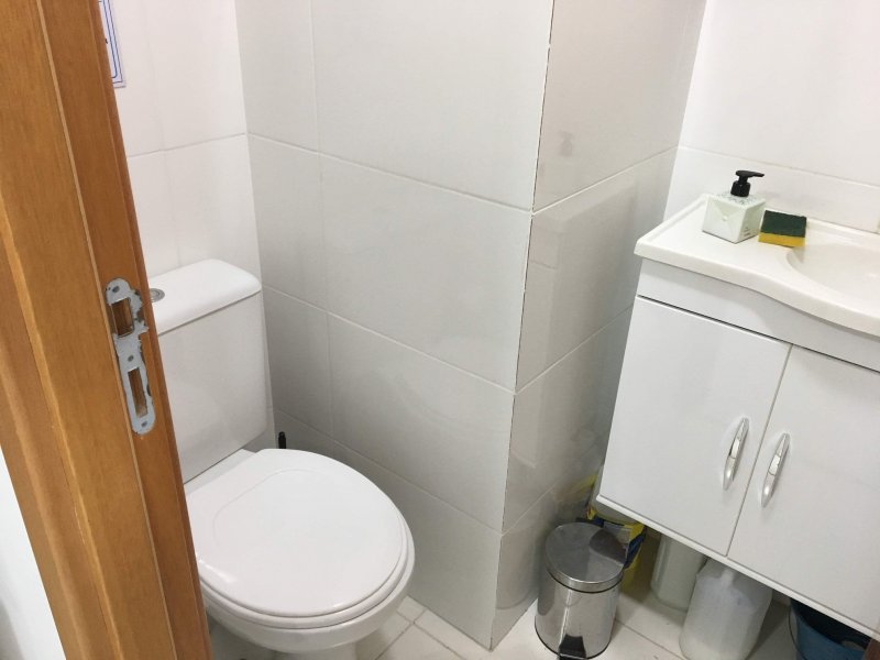 Comercial à venda Freguesia (Jacarepaguá) com 21m² e 1 quarto por R$ 120.000 - 578340061-banheiro-2.jpg
