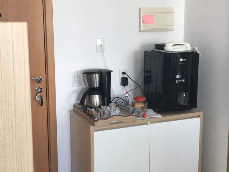 Comercial à venda Freguesia (Jacarepaguá) com 21m² e 1 quarto por R$ 120.000 - 624781483-porta-entrada-cafe-e-agua.jpg