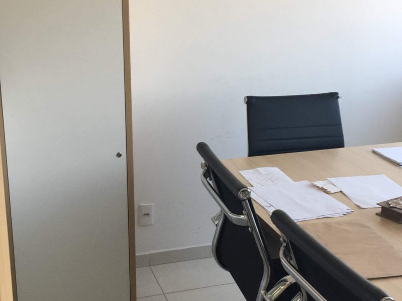 Comercial à venda Freguesia (Jacarepaguá) com 21m² e 1 quarto por R$ 120.000 - 89565644-sala-reuniao.jpg