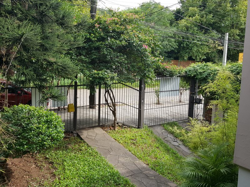 imóvel com 296m² - Teresópolis - Porto Alegre