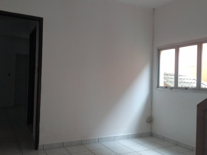 Casa à venda Jardim Rizzo com 204m² e 2 quartos por R$ 399.000 - 694242304-img-20210907-085624855.jpg