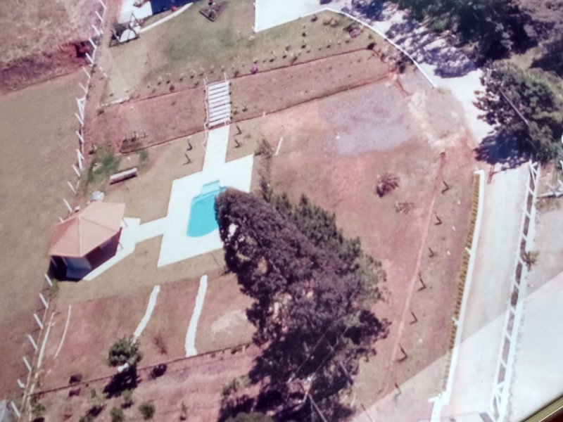 Chácara à venda Centro com 40000m² e 5 quartos por R$ 600.000 - 86996915-img-20210901-wa0045.jpg