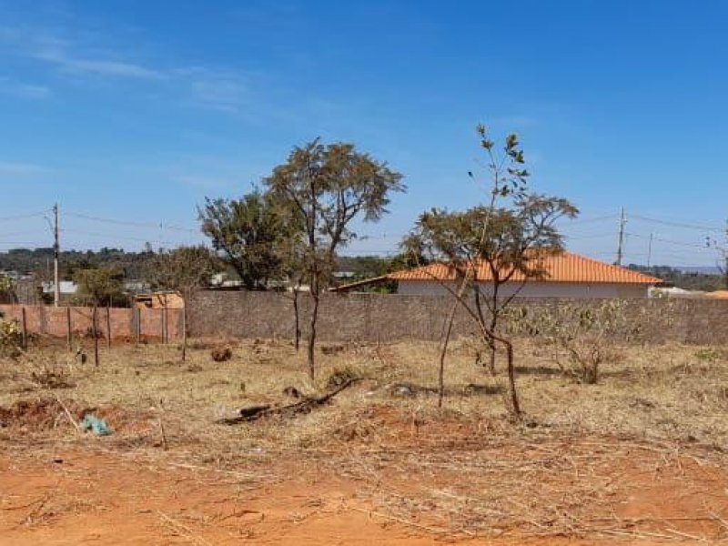 Terreno à venda Centro com 690m² e 1 quarto por R$ 460.000 - 424125439-terreno-1.jpg