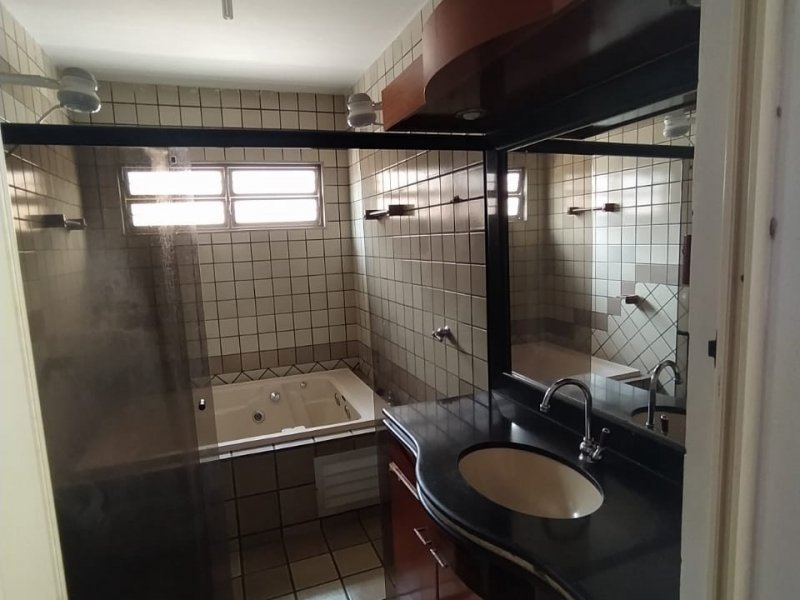 Casa à venda Centro com 300m² e 4 quartos por R$ 450.000 - 1769216744-75d58083-bb58-494f-82fe-85cf48264f6f.JPG