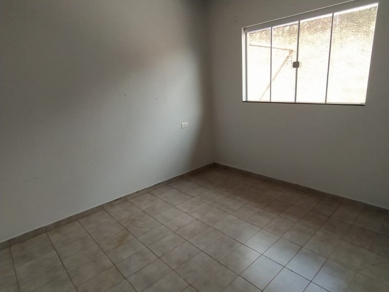 Casa à venda Centro com 300m² e 4 quartos por R$ 450.000 - 1827010123-9251e6d6-1fc9-4954-8d07-93262979d2b9.JPG