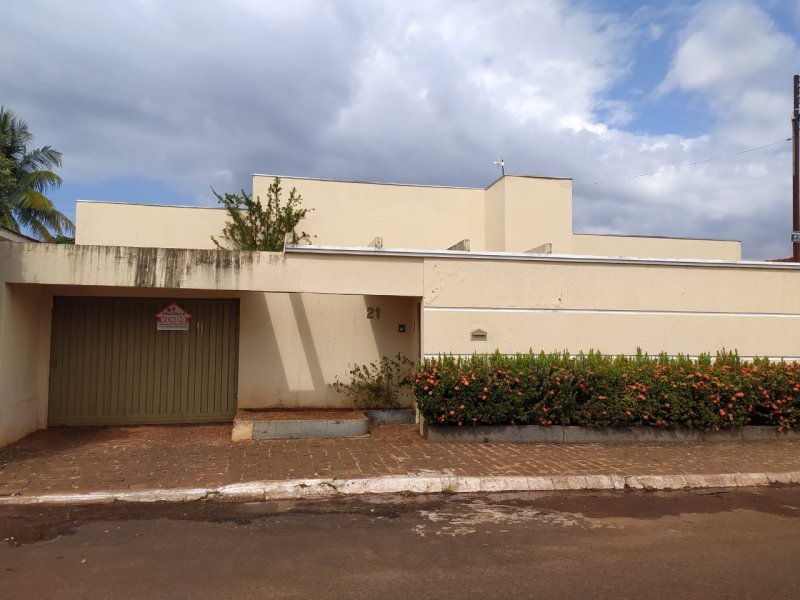 Casa à venda Centro com 300m² e 4 quartos por R$ 450.000 - 307684434-1722c1f1-7df5-44de-9db5-eda605eaa2b4.JPG