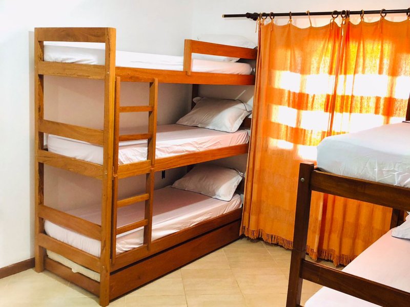 Casa para alugar CENTRO com 1100m² e 3 quartos por R$ 550 - 1544952439-whatsapp-image-2021-08-24-at-17.jpeg