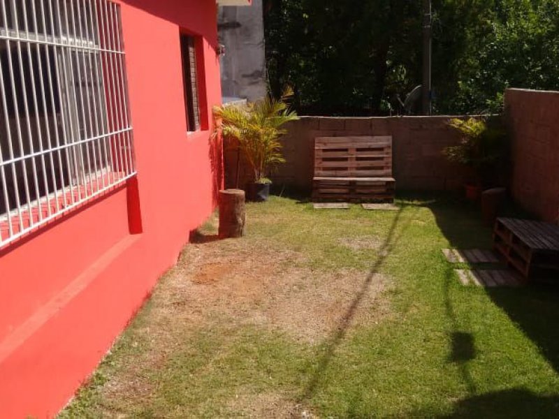 Casa à venda Jardim Celeste com 300m² e 3 quartos por R$ 400.000 - 1402573484-0df3f9a2-31eb-43e0-a68b-60e16be62dde.jpg