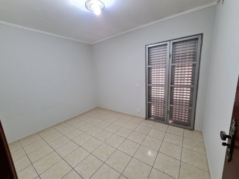 Casa à venda Jardim dos Lírios com 68m² e 2 quartos por R$ 170.000 - 363687874-19.jpg