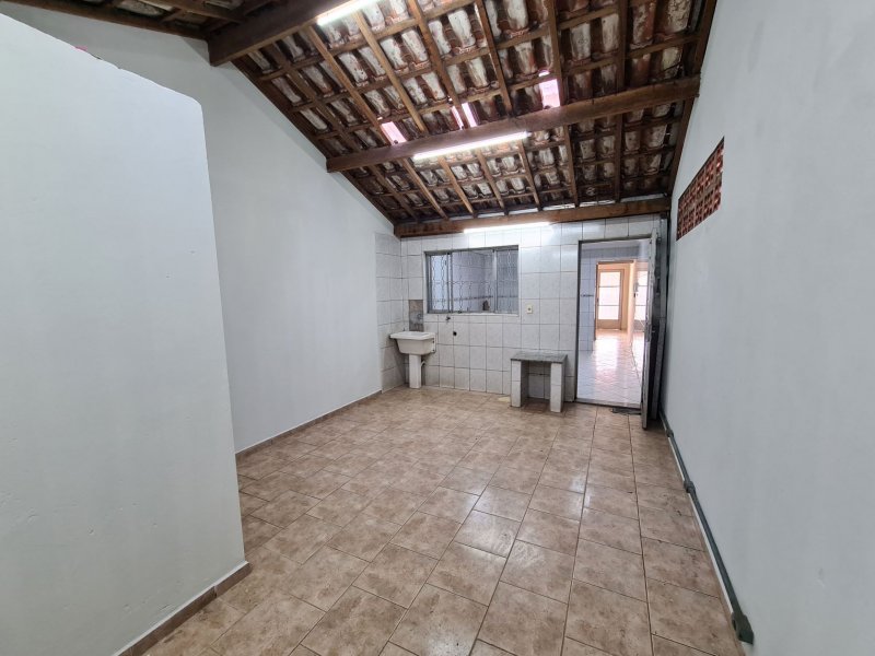 Casa à venda Jardim dos Lírios com 68m² e 2 quartos por R$ 170.000 - 643016145-11.jpg