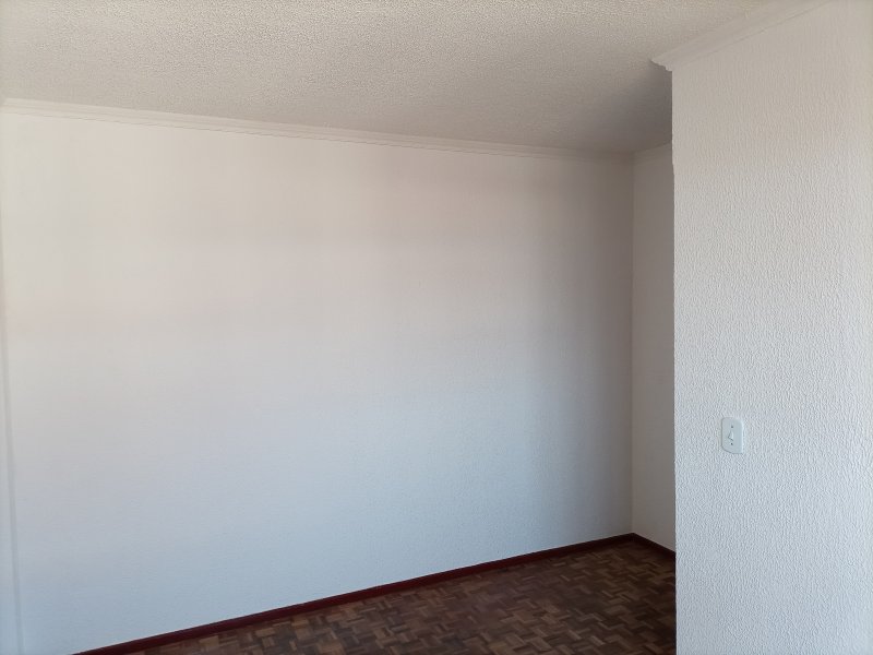 Apartamento à venda Cidade Industrial de Curitiba com 67m² e 3 quartos por R$ 170.000 - 220470098-1-2.jpg