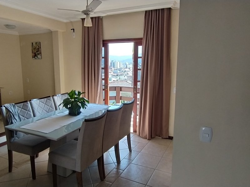 imóvel com 210m² - Jardim Cidade de Florianópolis - São José