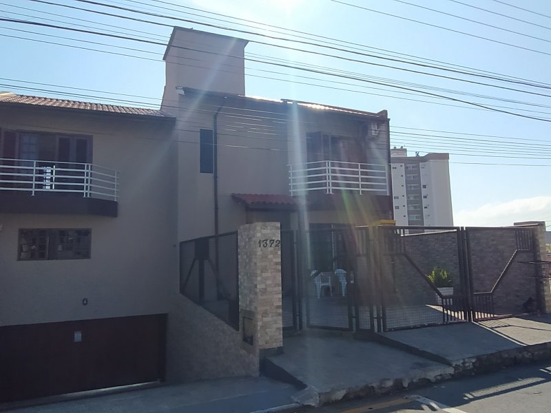 imóvel com 210m² - Jardim Cidade de Florianópolis - São José