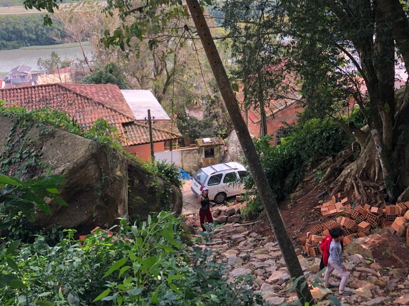 Terreno à venda Costeira do Pirajubaé com 12000m² e 1 quarto por R$ 300.000 - 1244227716-img-20210827-wa0066.jpg