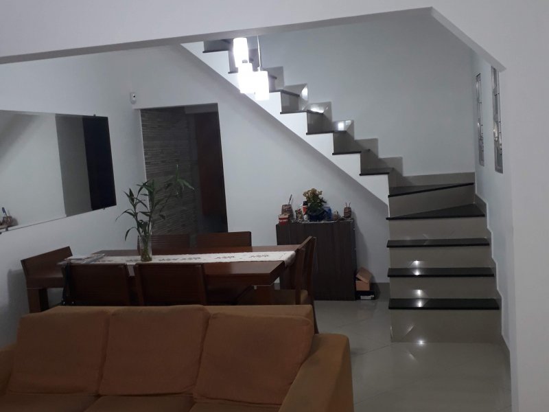 Casa à venda Taboão com 288m² e 3 quartos por R$ 530.000 - 1229889907-inbound6749659924261258121.jpg