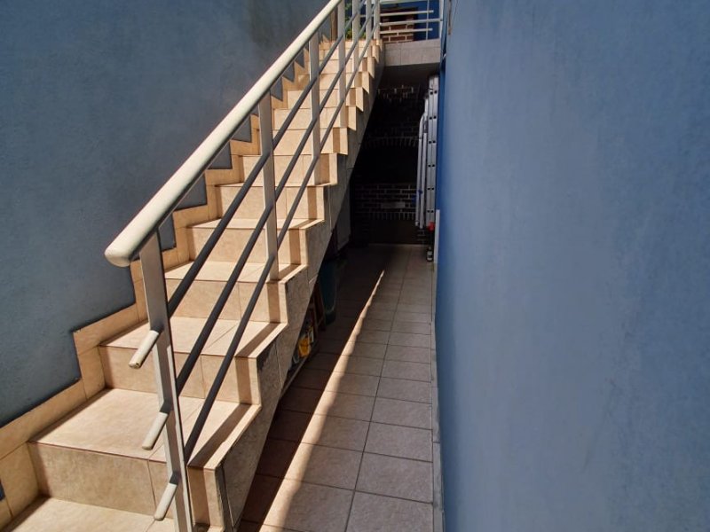Casa à venda Jardim Bom Refúgio com 170m² e 3 quartos por R$ 630.000 - 1502333294-68e0f53a-8d84-4381-9cb1-8b03dd1ac445.jpeg