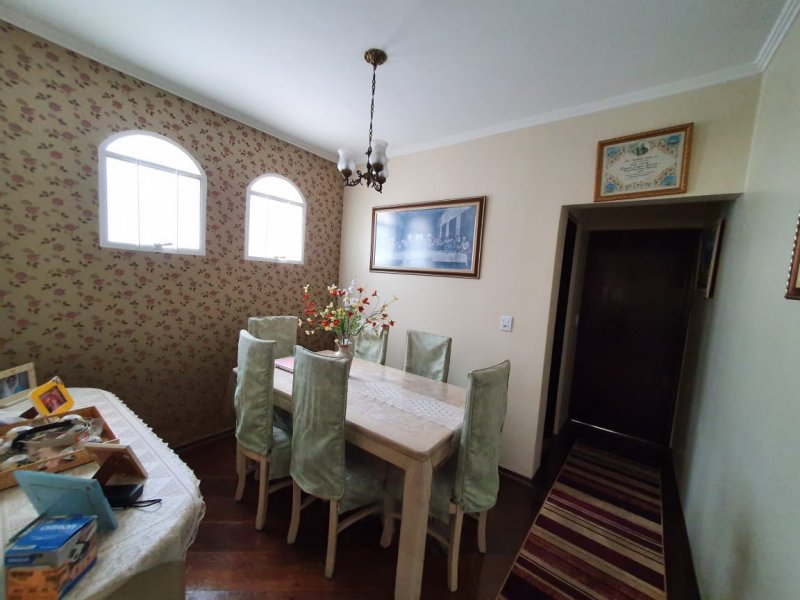 Casa à venda Jardim Bom Refúgio com 170m² e 3 quartos por R$ 630.000 - 446230945-d8118f35-b884-43c1-8157-f18e6e4fbfa7.jpeg