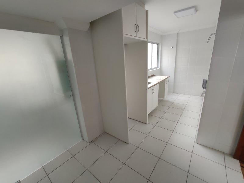 Apartamento à venda Água Verde com 117m² e 3 quartos por R$ 615.000 - 516279559-cozinha-2.jpg