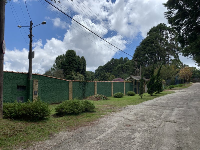 imóvel com 1m² - Alto Boa Vista - Campos do Jordão