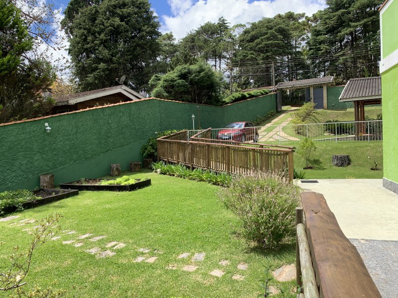 imóvel com 1m² - Alto Boa Vista - Campos do Jordão