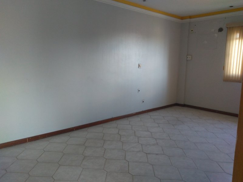 imóvel com 550m² - Cachoeirinha - Manaus