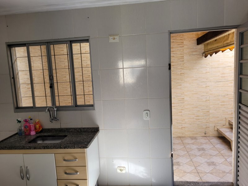 imóvel com 61m² - Vl. Santa Maria - Poá