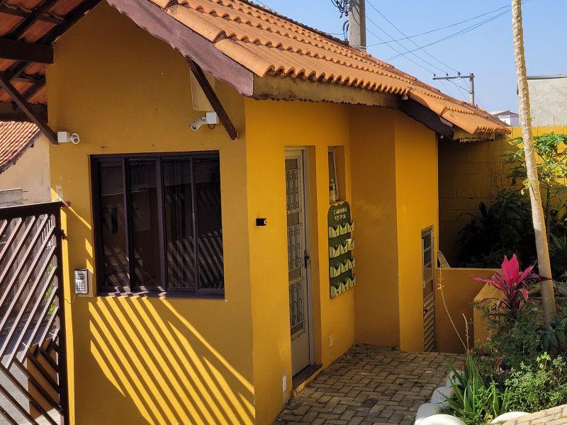 imóvel com 61m² - Vl. Santa Maria - Poá