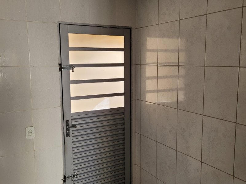 imóvel com 61m² - Vl. Santa Maria - Poá