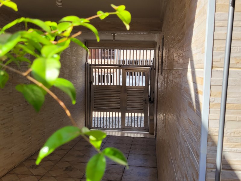 imóvel com 61m² - Vl. Santa Maria - Poá