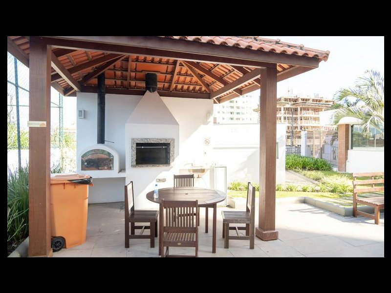 imóvel com 106m² - Barreiros - São José