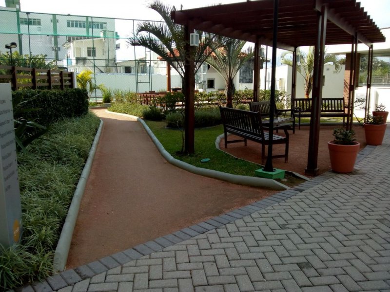 imóvel com 106m² - Barreiros - São José