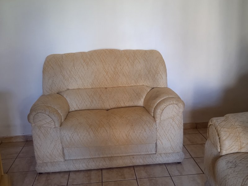 Casa à venda Jardim Nova Republica com 300m² e 2 quartos por R$ 370.000 - 1812803243-img-20210408-153430.jpg