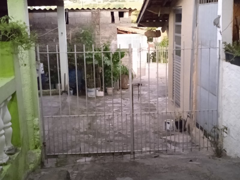 Casa à venda Jardim Nova Republica com 300m² e 2 quartos por R$ 370.000 - 994267915-img-20210408-180837.jpg