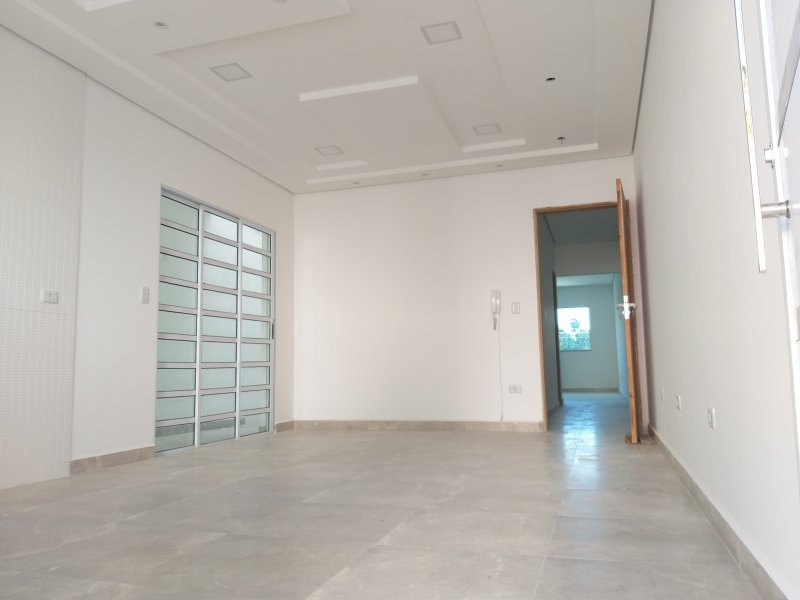 Casa à venda Jardim Pedroso com 220m² e 3 quartos por R$ 880.000 - 1392746120-10.jpg