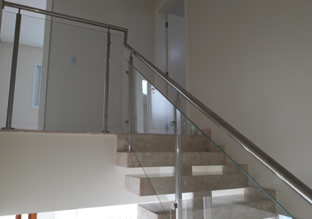 imóvel com 313m²